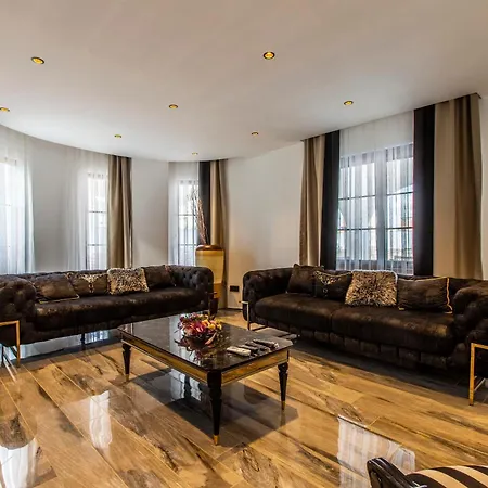 Red Premium Avangarde Sik Mimari Villa *