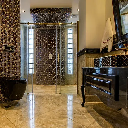 Red Premium Avangarde Sik Mimari