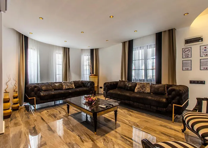 Red Premium Avangarde Sik Mimari Villa *
