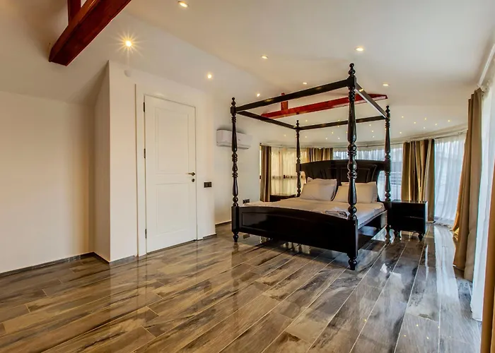 Villa Red Premium Avangarde Sik Mimari Belek