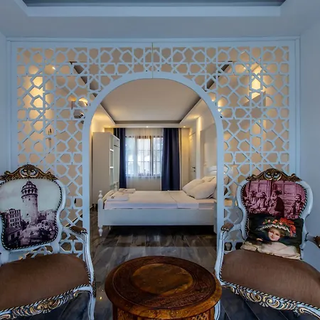 Red Premium Avangarde Sik Mimari * Belek